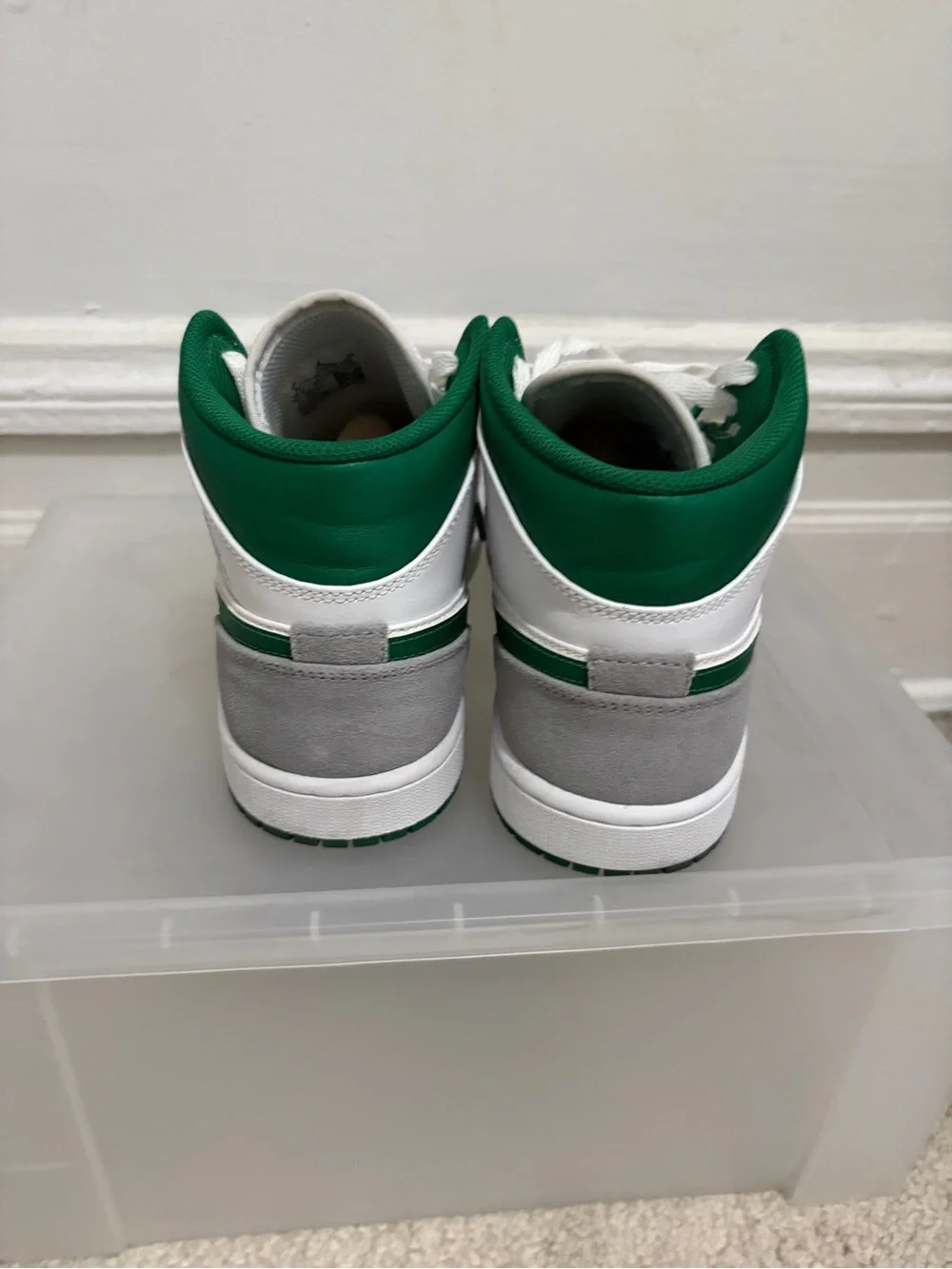 Nike Men Air Jordan 1 Mid SE ‘Grey Pine Green’ Size 8